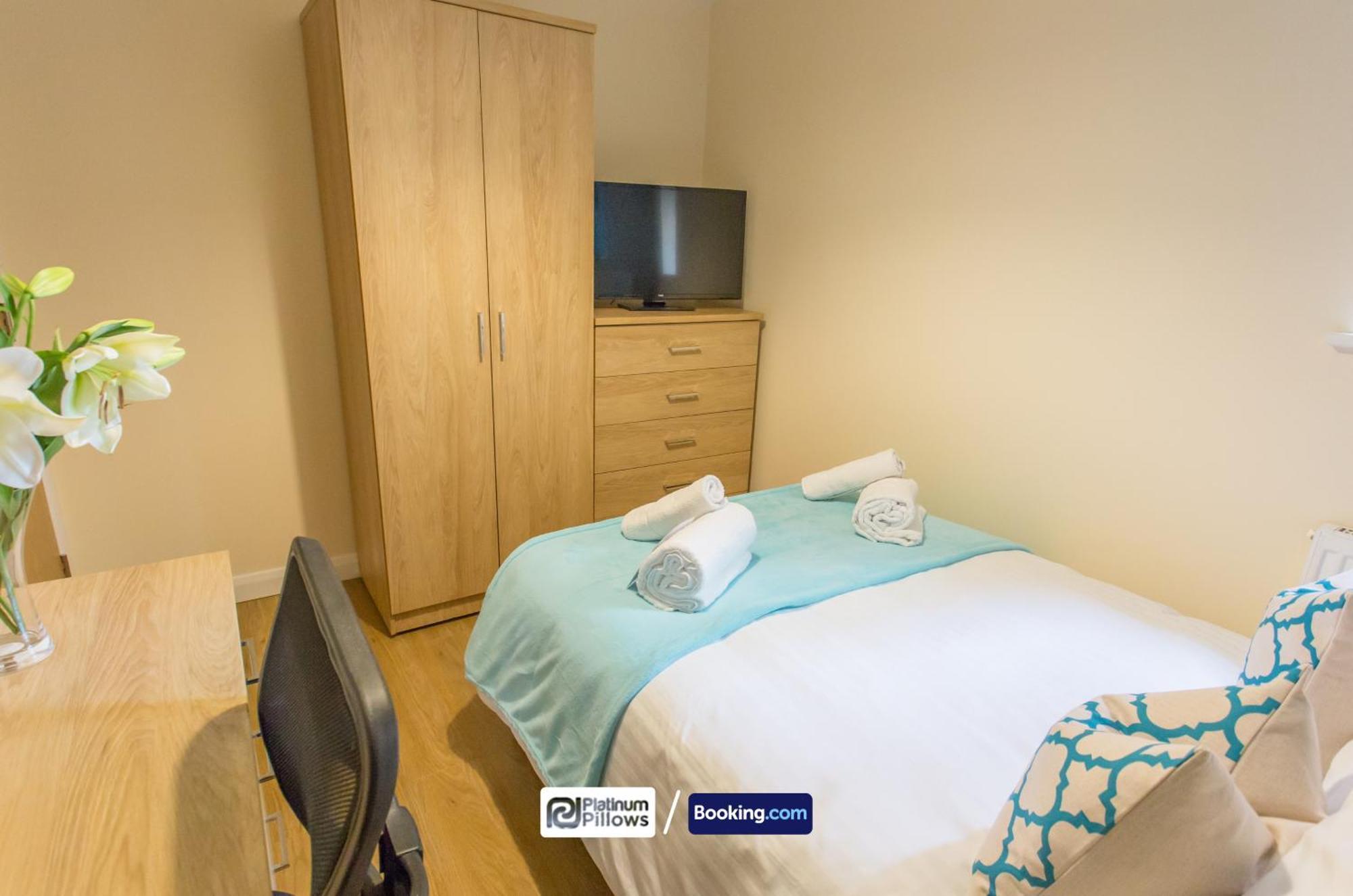 Modern Oxford 2 Bedroom Apartments, Near Headington Hospital, Families & Contractor Accommodation With Parking Esterno foto