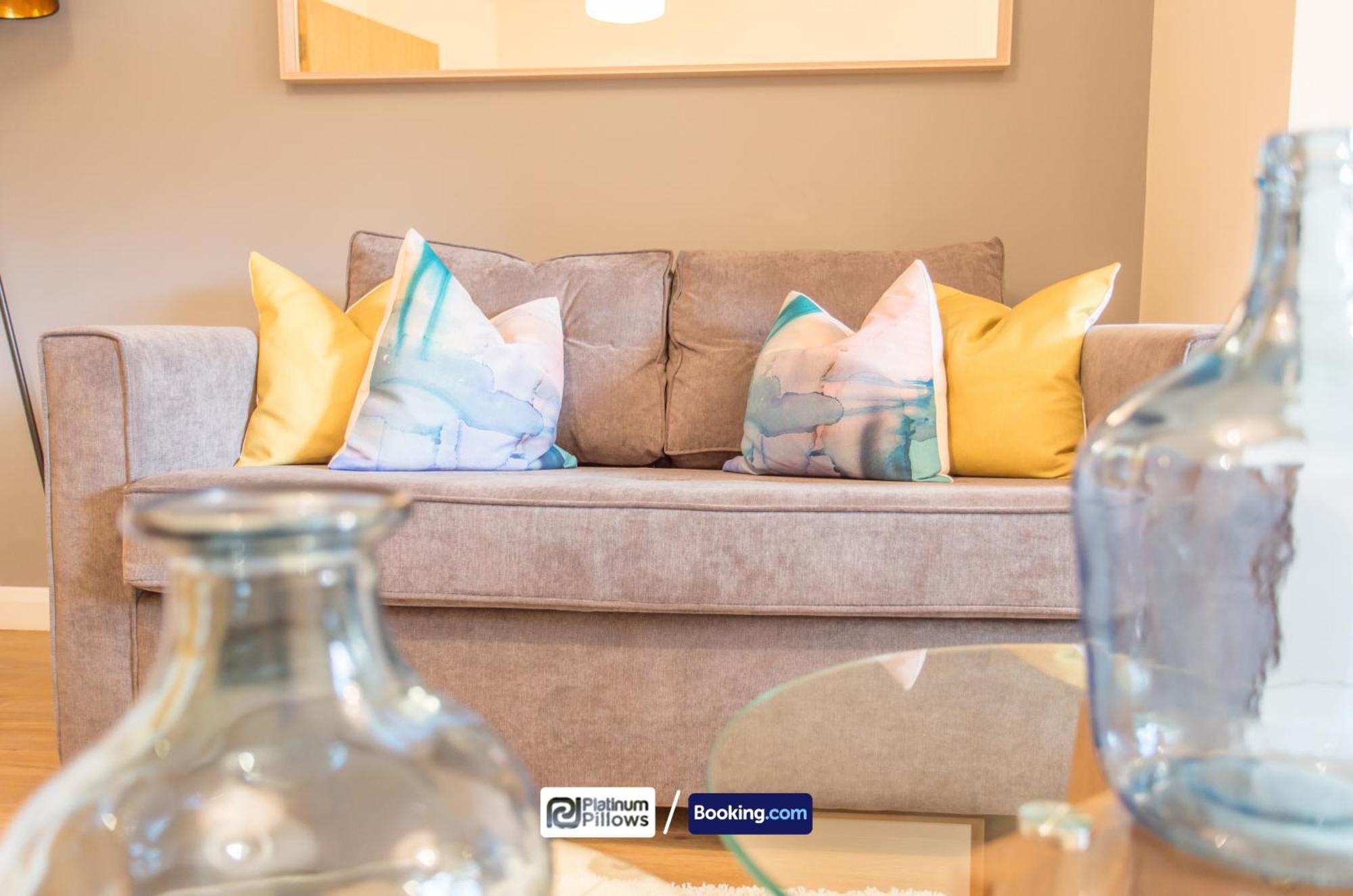Modern Oxford 2 Bedroom Apartments, Near Headington Hospital, Families & Contractor Accommodation With Parking Esterno foto