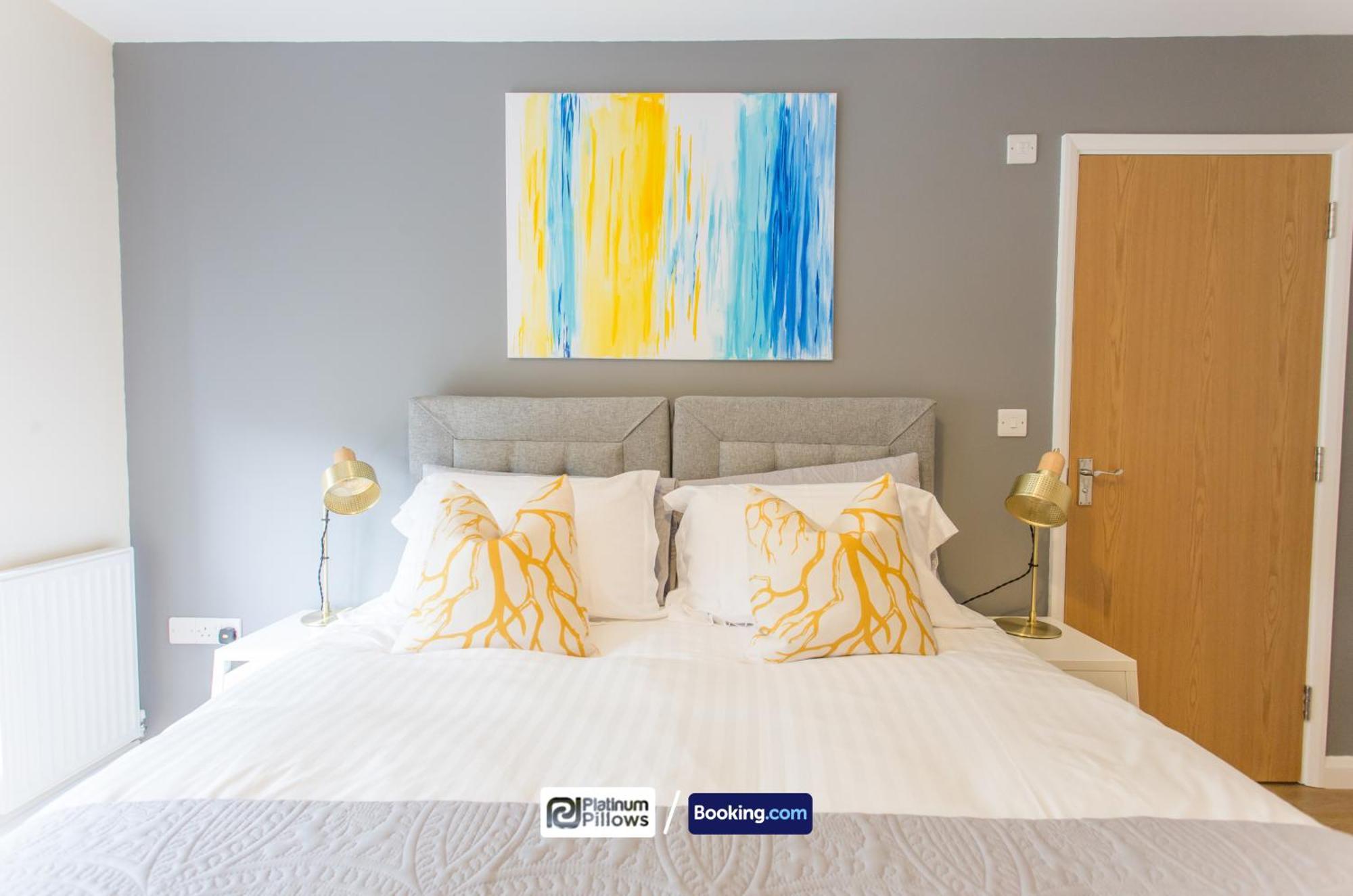 Modern Oxford 2 Bedroom Apartments, Near Headington Hospital, Families & Contractor Accommodation With Parking Esterno foto