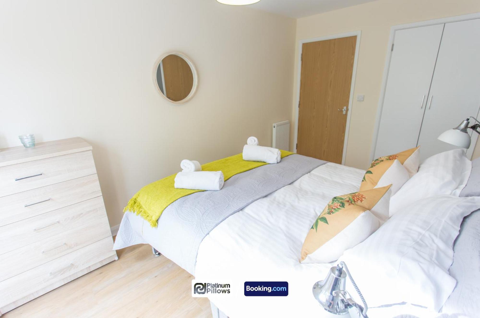 Modern Oxford 2 Bedroom Apartments, Near Headington Hospital, Families & Contractor Accommodation With Parking Esterno foto