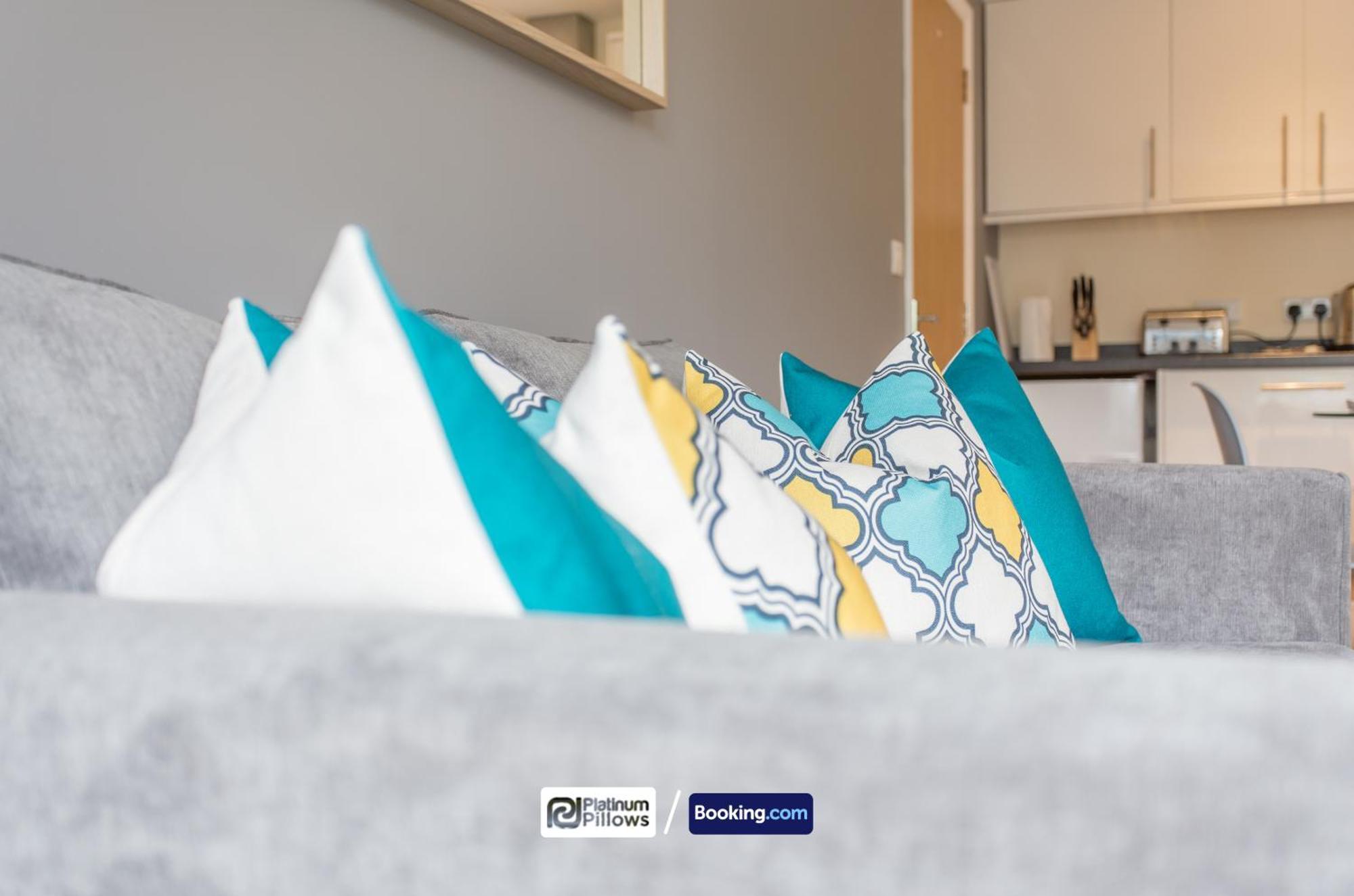 Modern Oxford 2 Bedroom Apartments, Near Headington Hospital, Families & Contractor Accommodation With Parking Esterno foto