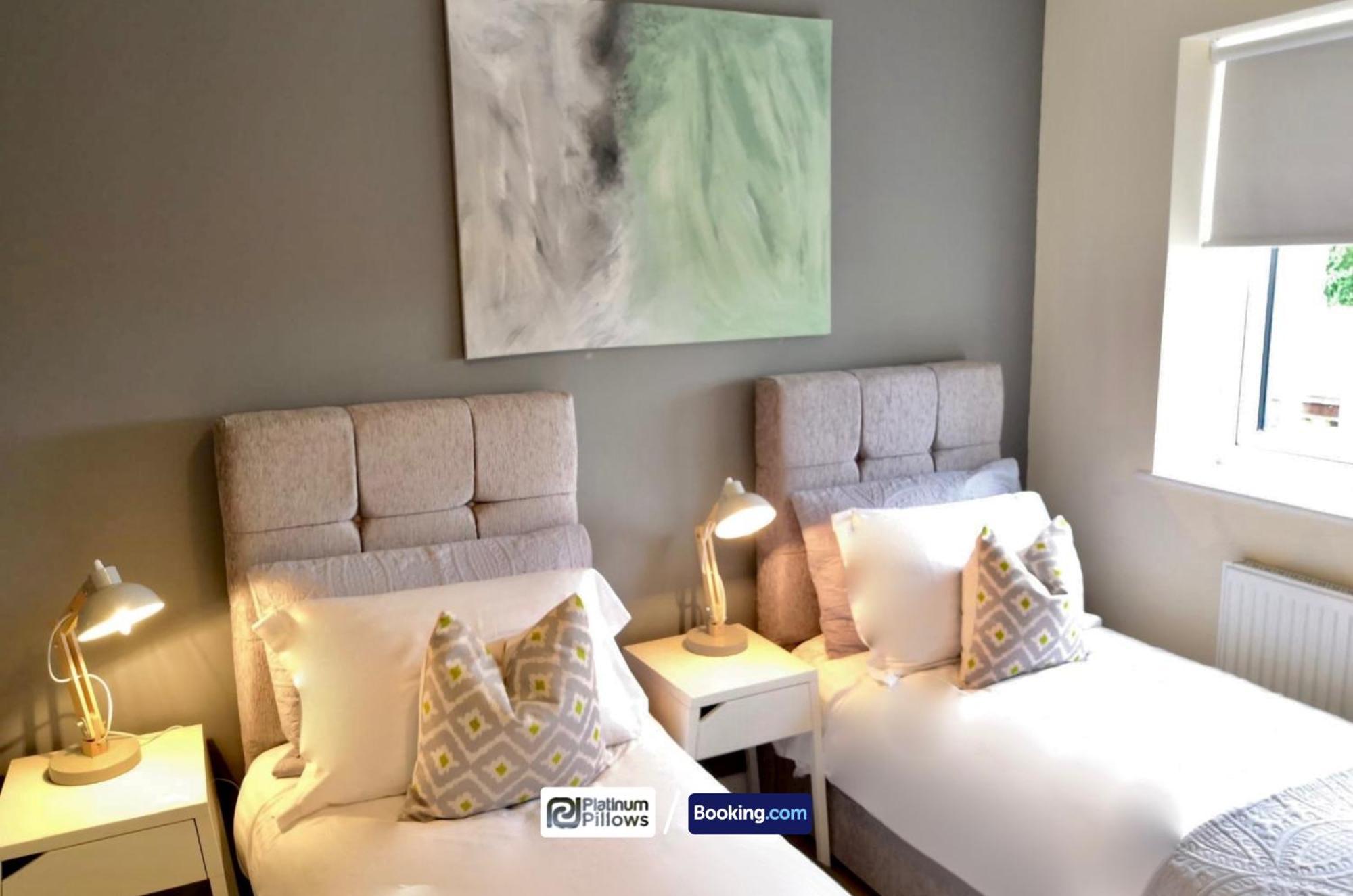 Modern Oxford 2 Bedroom Apartments, Near Headington Hospital, Families & Contractor Accommodation With Parking Esterno foto