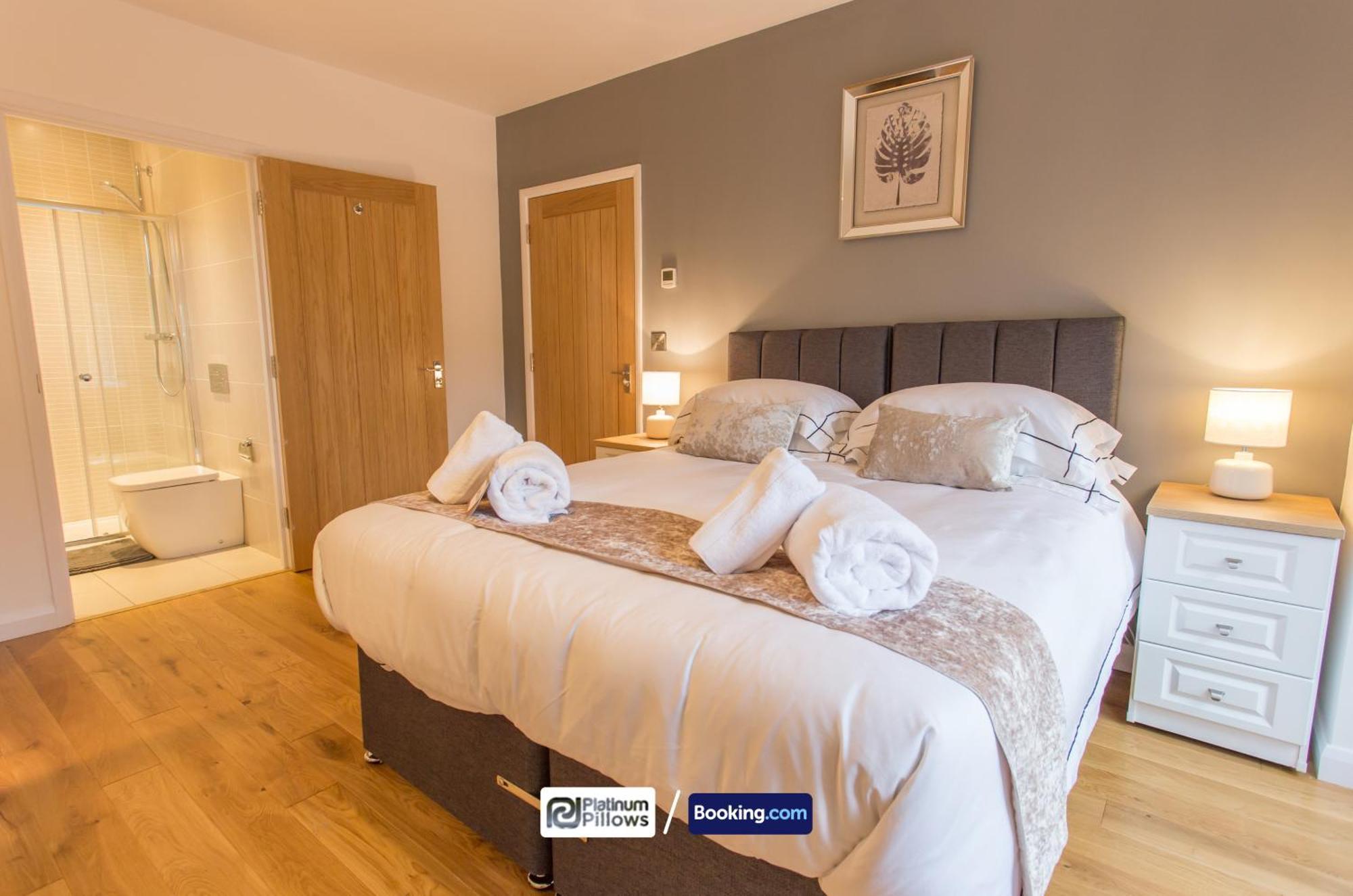 Modern Oxford 2 Bedroom Apartments, Near Headington Hospital, Families & Contractor Accommodation With Parking Esterno foto