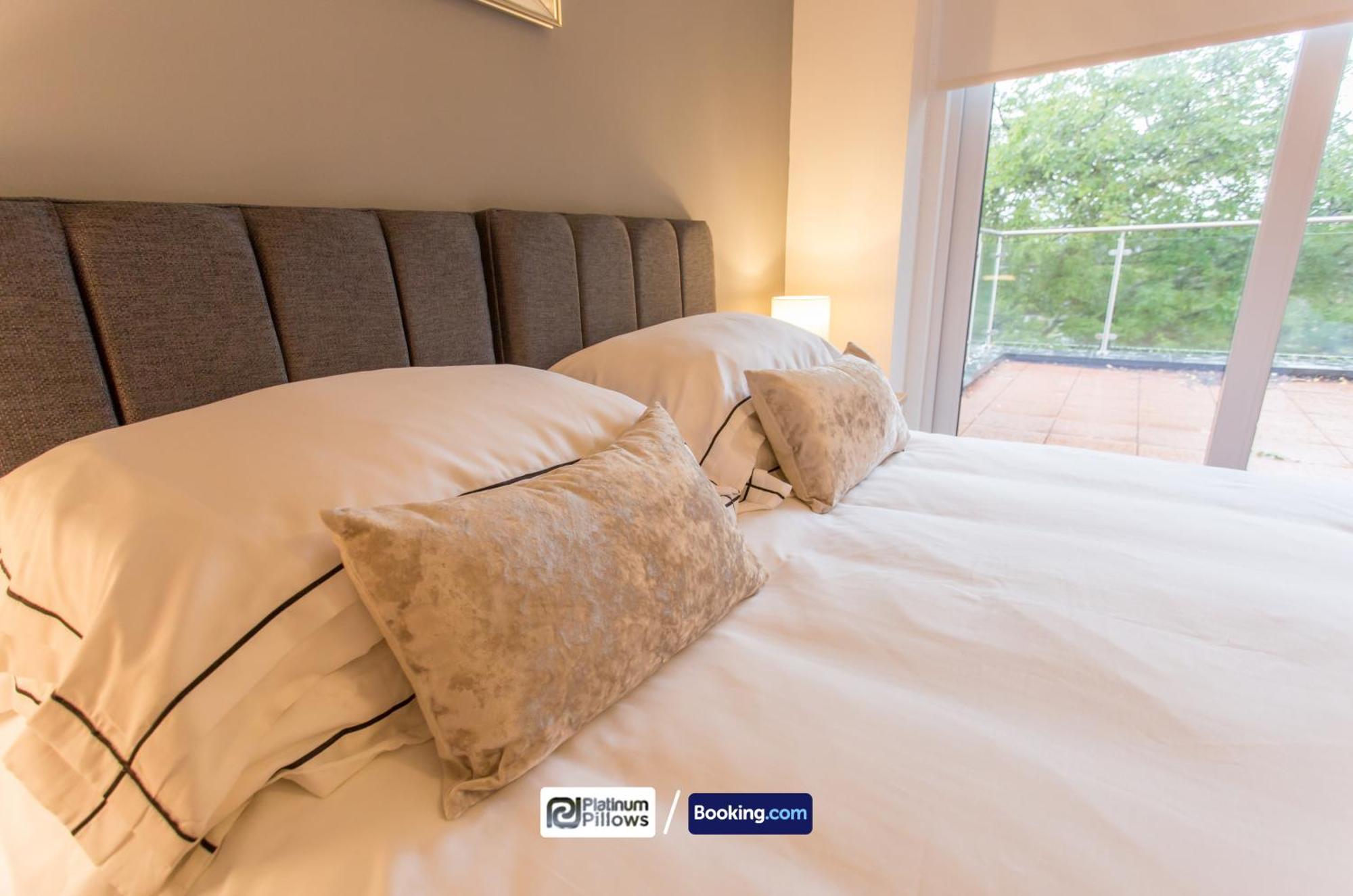 Modern Oxford 2 Bedroom Apartments, Near Headington Hospital, Families & Contractor Accommodation With Parking Esterno foto