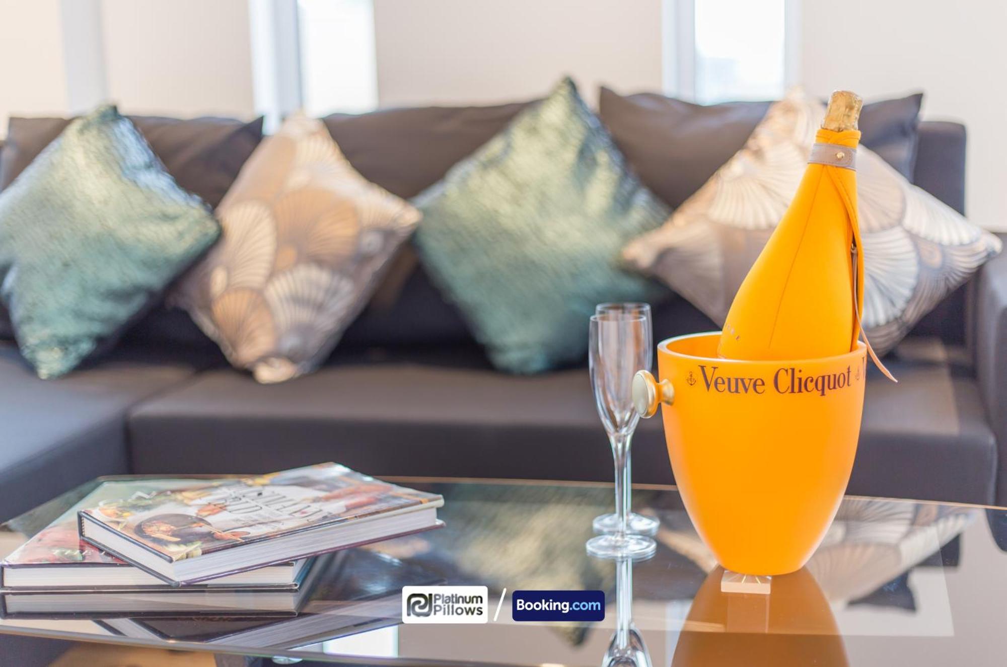 Modern Oxford 2 Bedroom Apartments, Near Headington Hospital, Families & Contractor Accommodation With Parking Esterno foto
