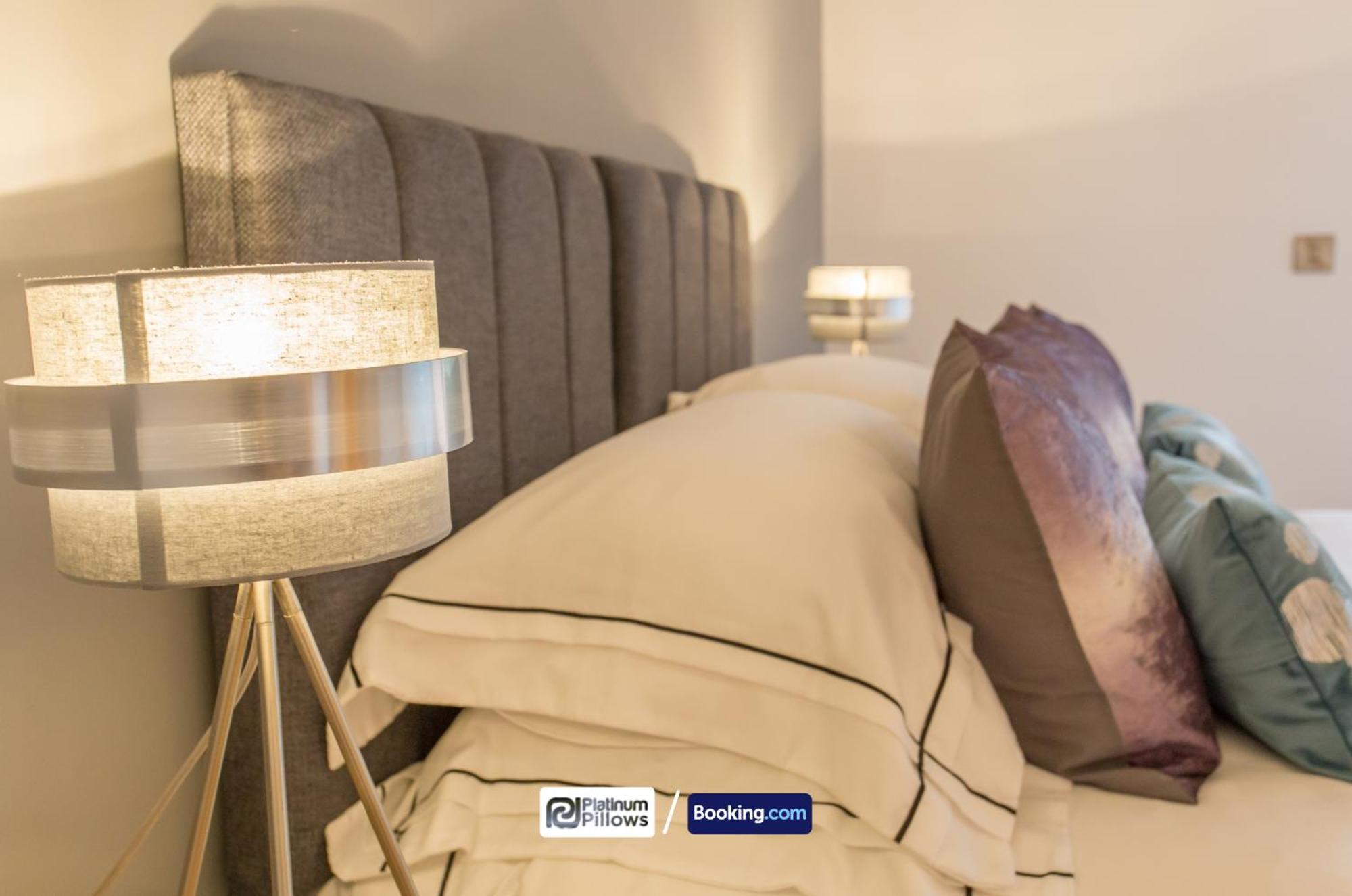 Modern Oxford 2 Bedroom Apartments, Near Headington Hospital, Families & Contractor Accommodation With Parking Esterno foto