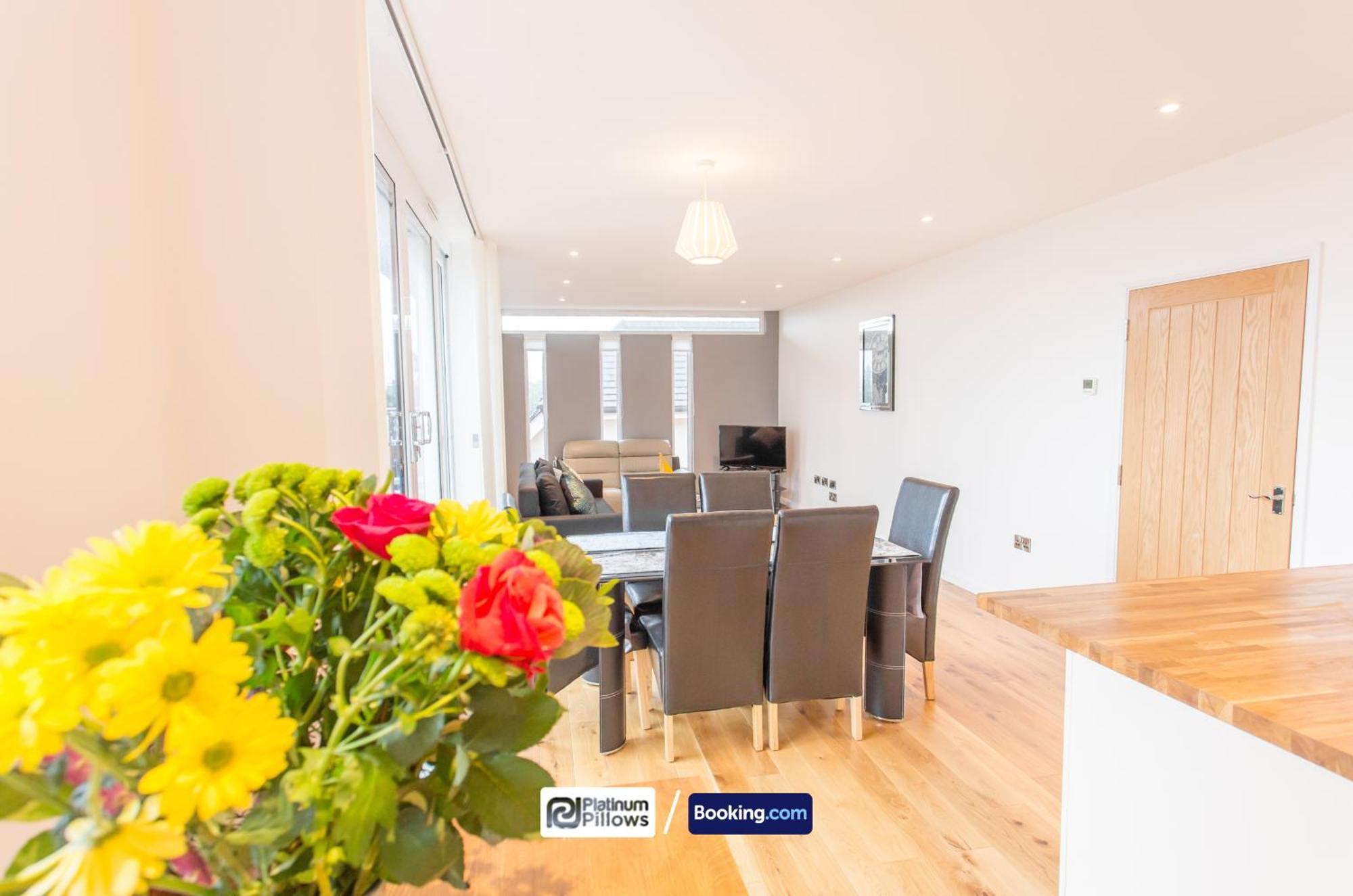 Modern Oxford 2 Bedroom Apartments, Near Headington Hospital, Families & Contractor Accommodation With Parking Esterno foto